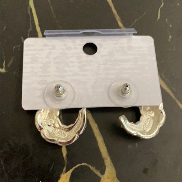 Earring/moon shape - Picture 2 of 3